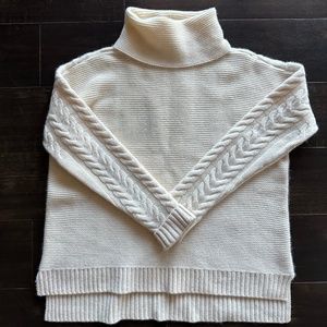 100% Cashmere Saks Fifth Avenue Size Small Mint Condition